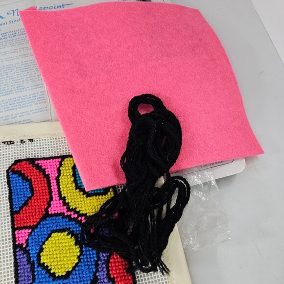 Vintage Spinnerin Needlepoint Eyeglass Case Kit Completed Ready To Put Together - Picture 4 of 8